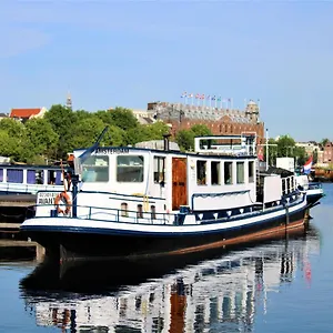 Úszó hotel Passengership Avanti, Amszterdam