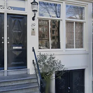 Cozy Canal Bed & Breakfast