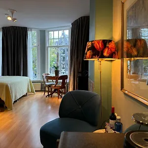  Oda ve Kahvaltı Decor Canal House